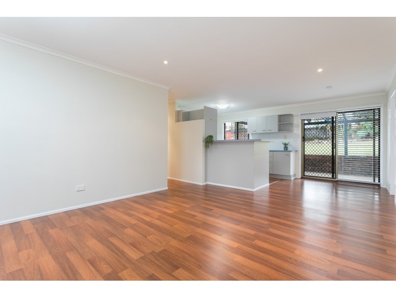 16 Karen Steet, Camira QLD 4300