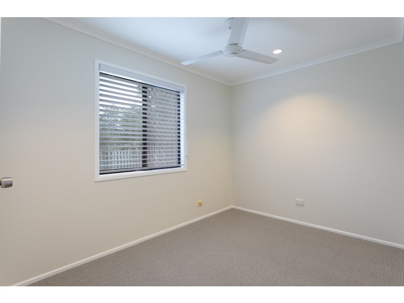 16 Karen Steet, Camira QLD 4300