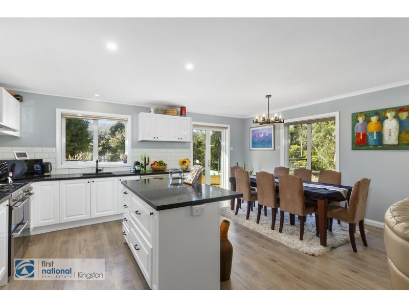 42 Manuka Road, Oyster Cove TAS 7150