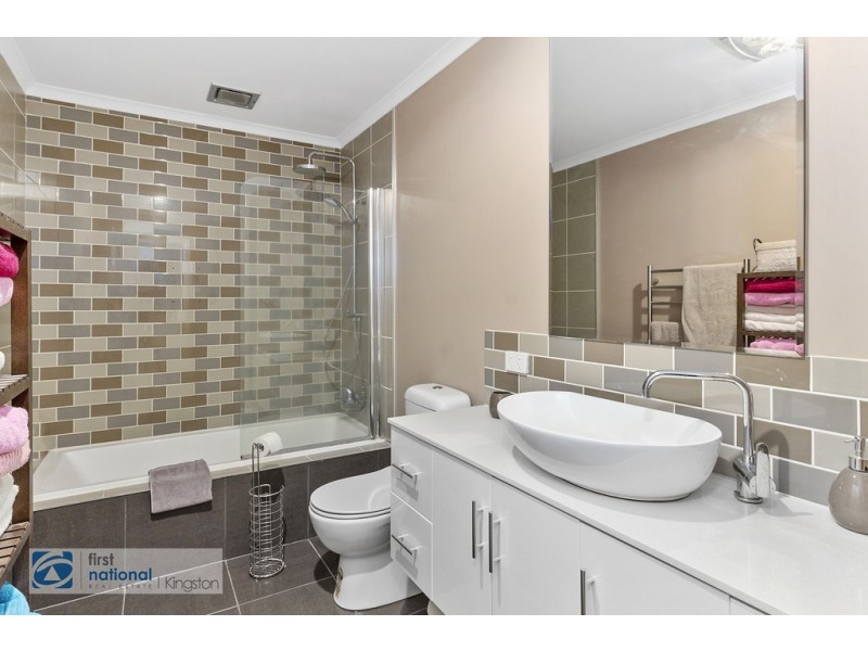 42 Manuka Road, Oyster Cove TAS 7150