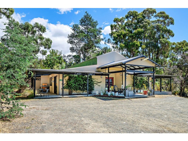 42 Manuka Road, Oyster Cove TAS 7150