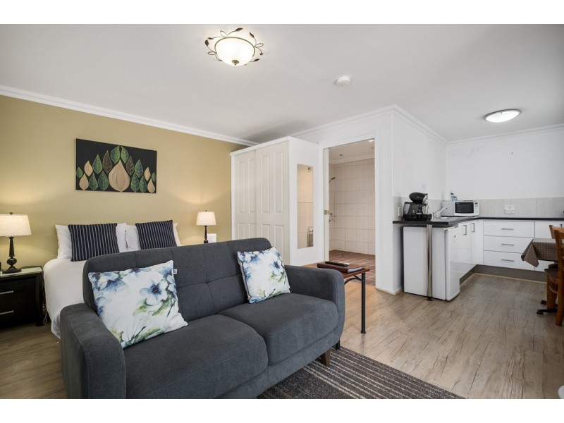 42 Manuka Road, Oyster Cove TAS 7150