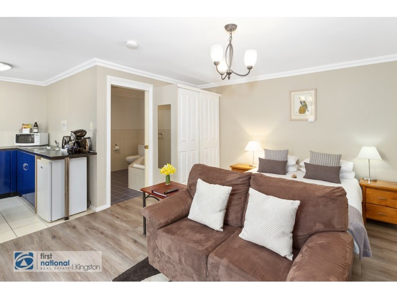 42 Manuka Road, Oyster Cove TAS 7150