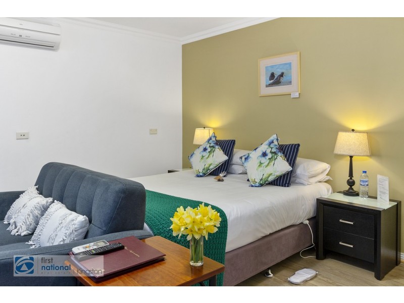 42 Manuka Road, Oyster Cove TAS 7150