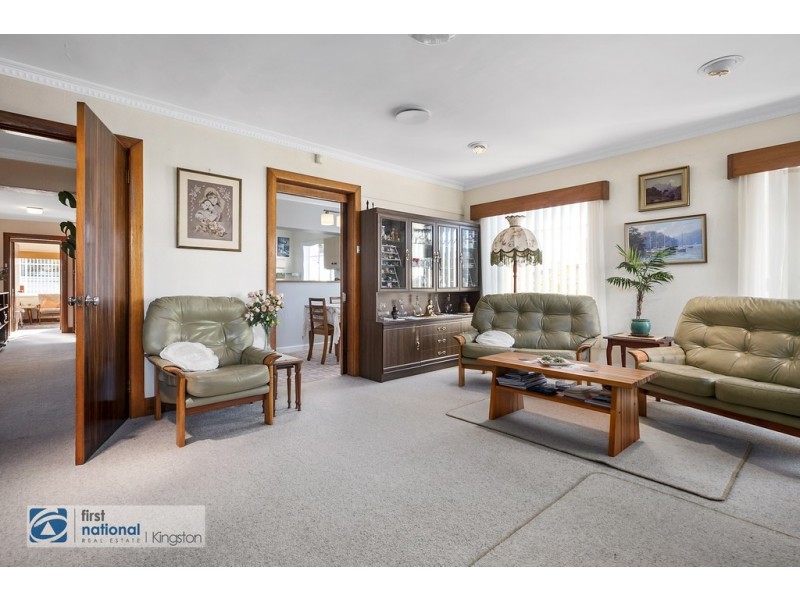 2 Winmarleigh Avenue, Taroona TAS 7053