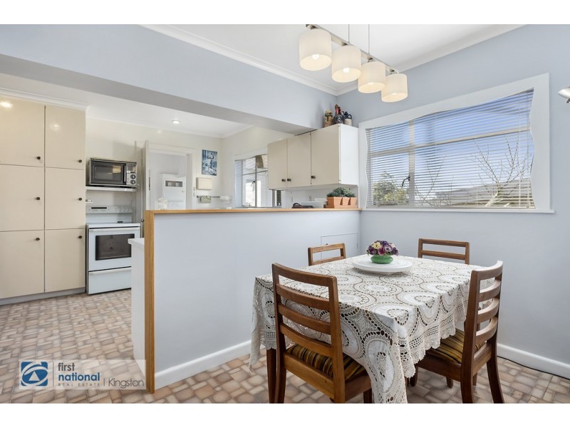 2 Winmarleigh Avenue, Taroona TAS 7053