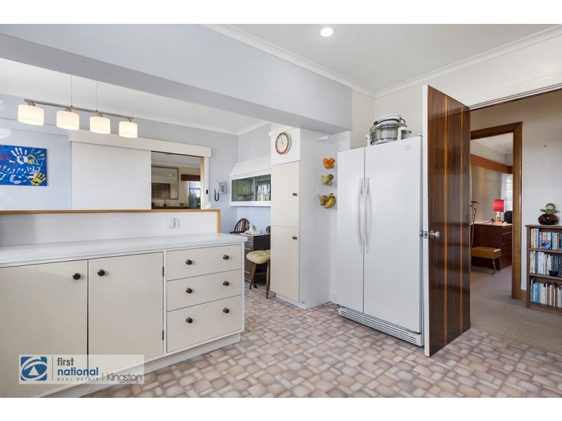 2 Winmarleigh Avenue, Taroona TAS 7053