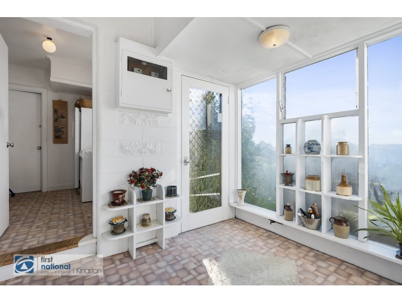 2 Winmarleigh Avenue, Taroona TAS 7053