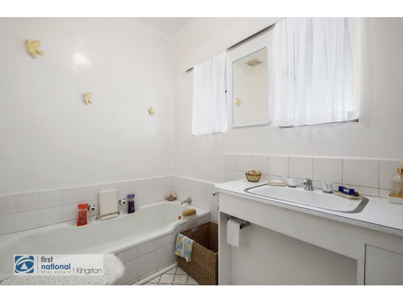 2 Winmarleigh Avenue, Taroona TAS 7053