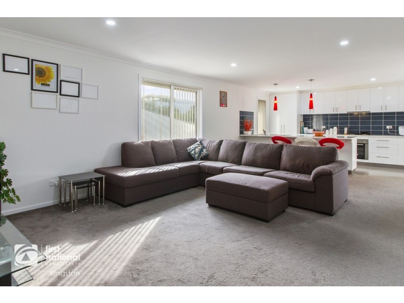 339 Redwood Road, Kingston TAS 7050