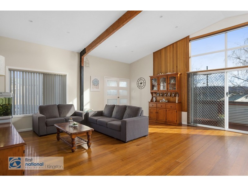 2 Amundsen Crescent, Warrane TAS 7018