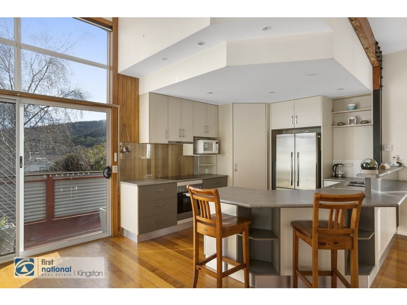 2 Amundsen Crescent, Warrane TAS 7018