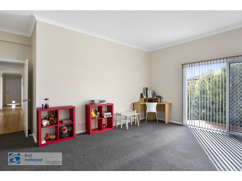 2 Amundsen Crescent, Warrane TAS 7018