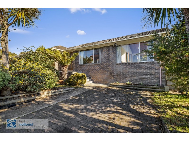 9 Woodlands Drive, Blackmans Bay TAS 7052