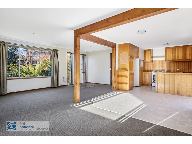 9 Woodlands Drive, Blackmans Bay TAS 7052
