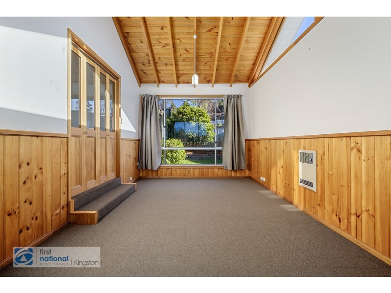 9 Woodlands Drive, Blackmans Bay TAS 7052