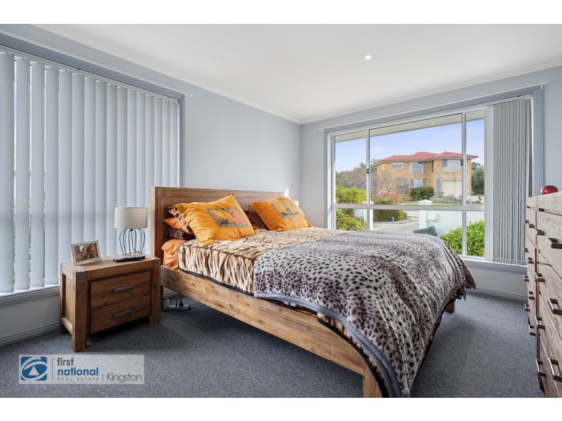 30 Tahune Crescent, Blackmans Bay TAS 7052