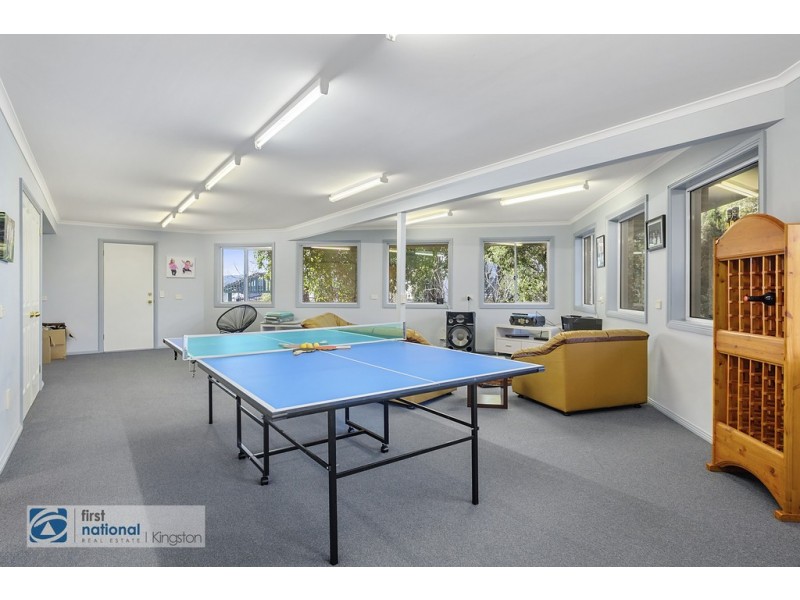 30 Tahune Crescent, Blackmans Bay TAS 7052