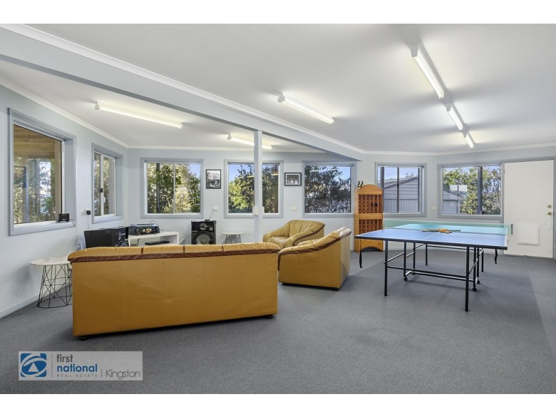 30 Tahune Crescent, Blackmans Bay TAS 7052