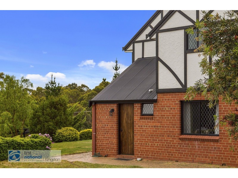 49 Olearia Drive, Howden TAS 7054