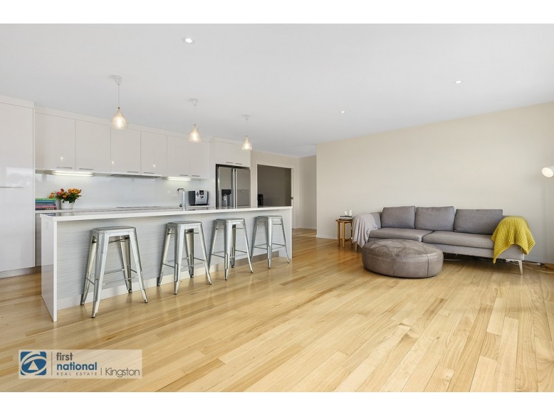 15 Thornton Close, Blackmans Bay TAS 7052