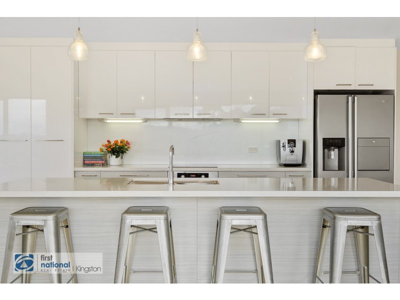 15 Thornton Close, Blackmans Bay TAS 7052