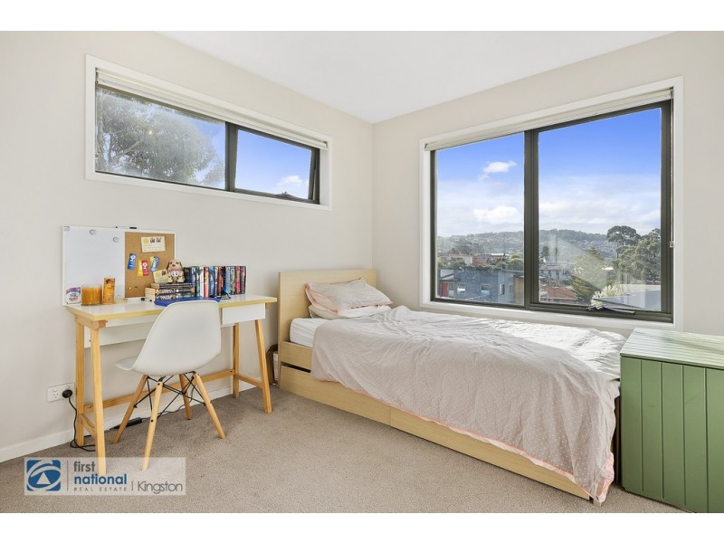 15 Thornton Close, Blackmans Bay TAS 7052
