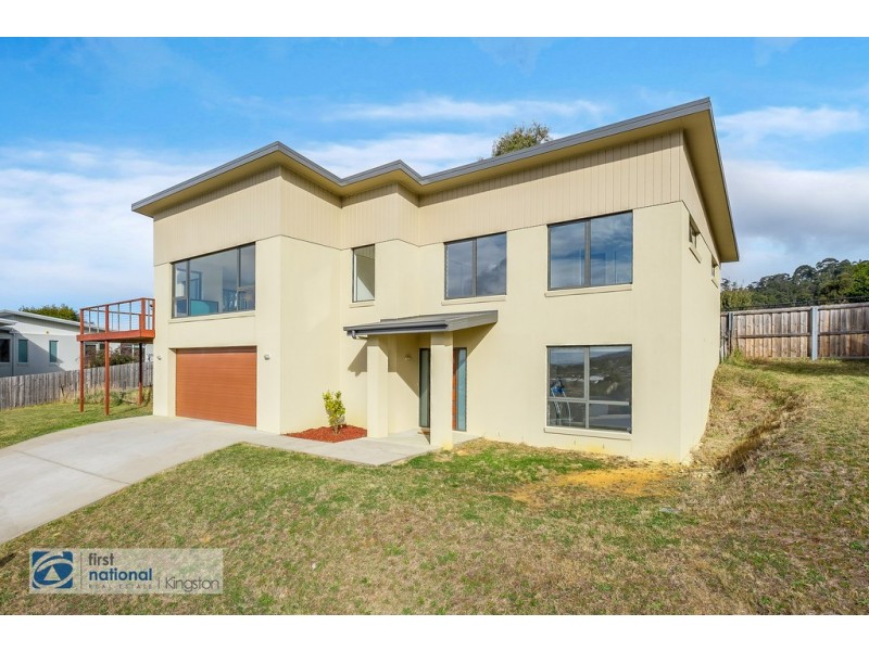 15 Thornton Close, Blackmans Bay TAS 7052