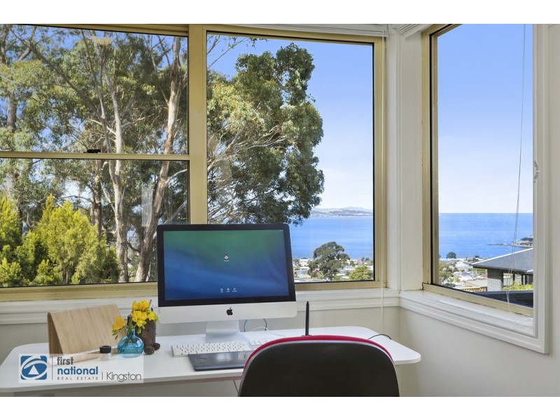 23 Timbertop Drive, Blackmans Bay TAS 7052