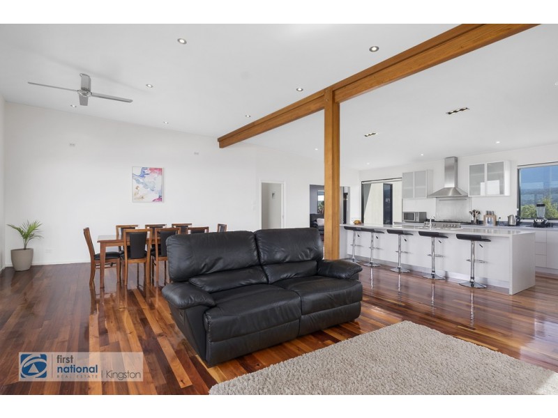 8 Tonic Hill Court, Kingston TAS 7050