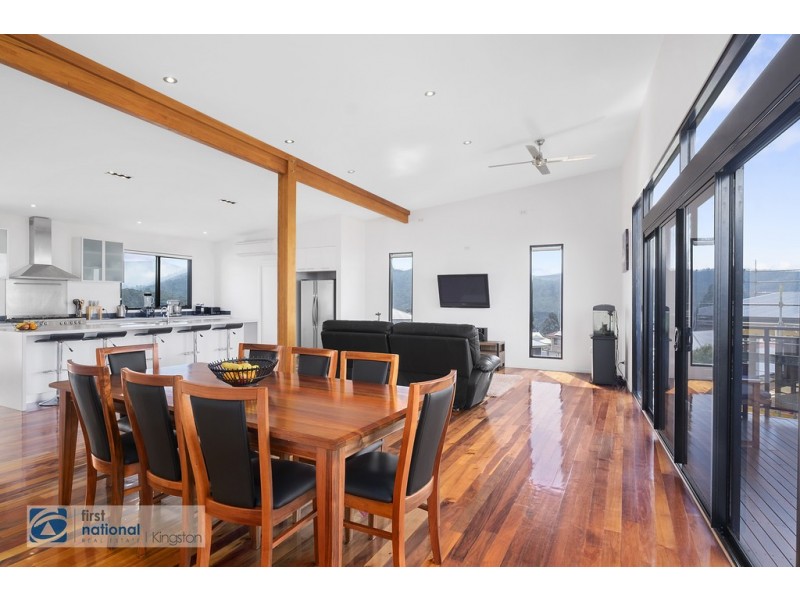 8 Tonic Hill Court, Kingston TAS 7050