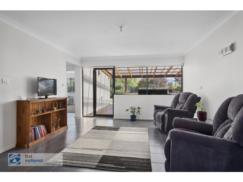 8 Tonic Hill Court, Kingston TAS 7050