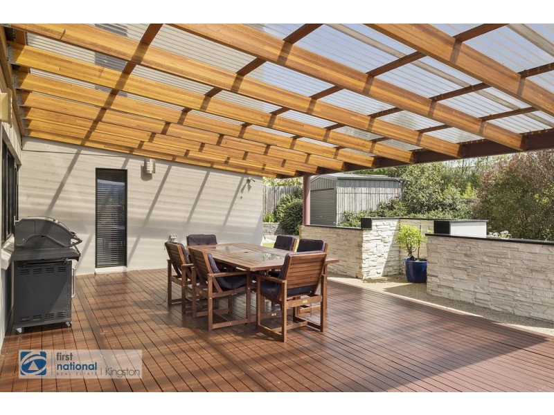 8 Tonic Hill Court, Kingston TAS 7050