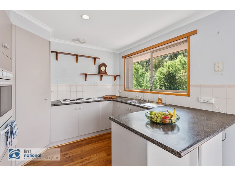 32 Lester Crescent, Kingston TAS 7050