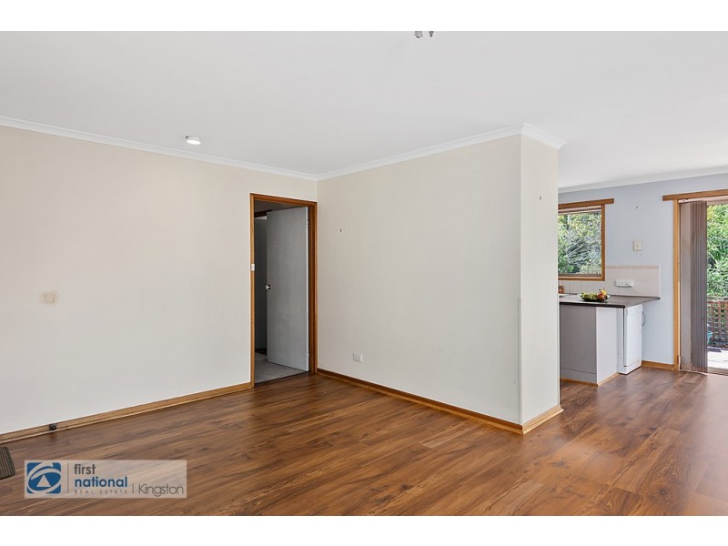 32 Lester Crescent, Kingston TAS 7050