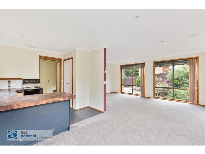 11 Hillside Drive, Blackmans Bay TAS 7052