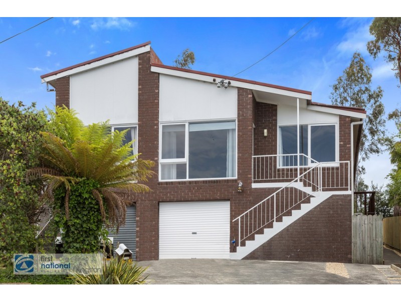 1/11 Kulgoa Place, Blackmans Bay TAS 7052