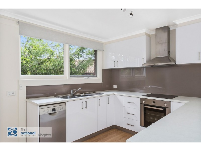 1/11 Kulgoa Place, Blackmans Bay TAS 7052
