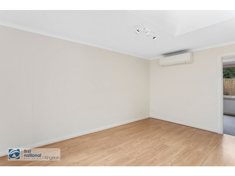 1/11 Kulgoa Place, Blackmans Bay TAS 7052