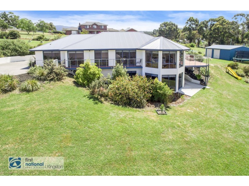 11 Hillview Drive, Margate TAS 7054