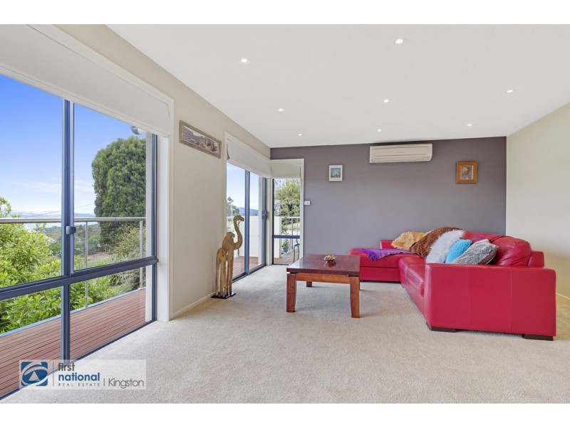 11 Hillview Drive, Margate TAS 7054