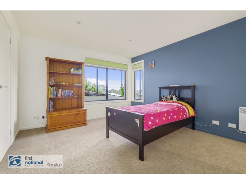 11 Hillview Drive, Margate TAS 7054