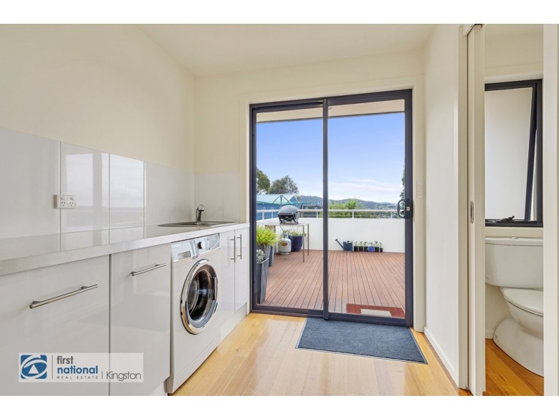 11 Hillview Drive, Margate TAS 7054