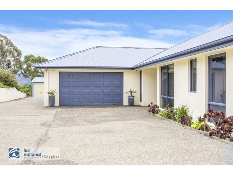11 Hillview Drive, Margate TAS 7054
