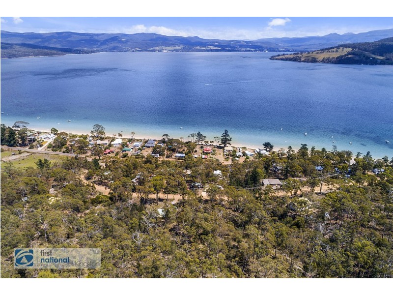 24 Cox Drive, Dennes Point TAS 7150