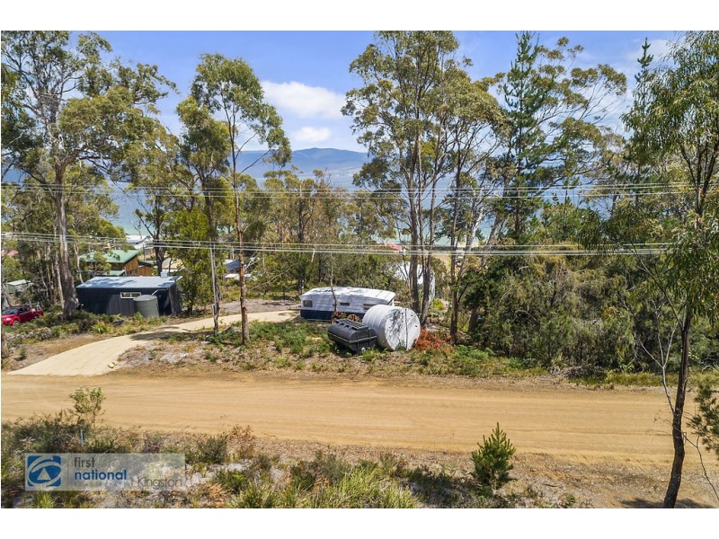 24 Cox Drive, Dennes Point TAS 7150