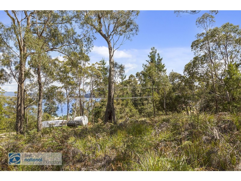 24 Cox Drive, Dennes Point TAS 7150