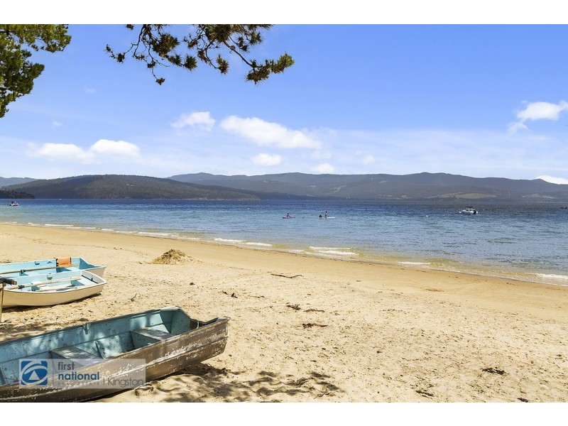 24 Cox Drive, Dennes Point TAS 7150