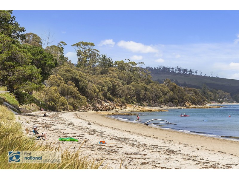 24 Cox Drive, Dennes Point TAS 7150