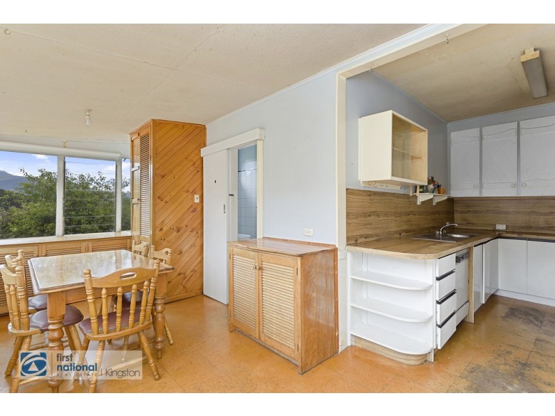 160 Pelverata Road, Sandfly TAS 7150